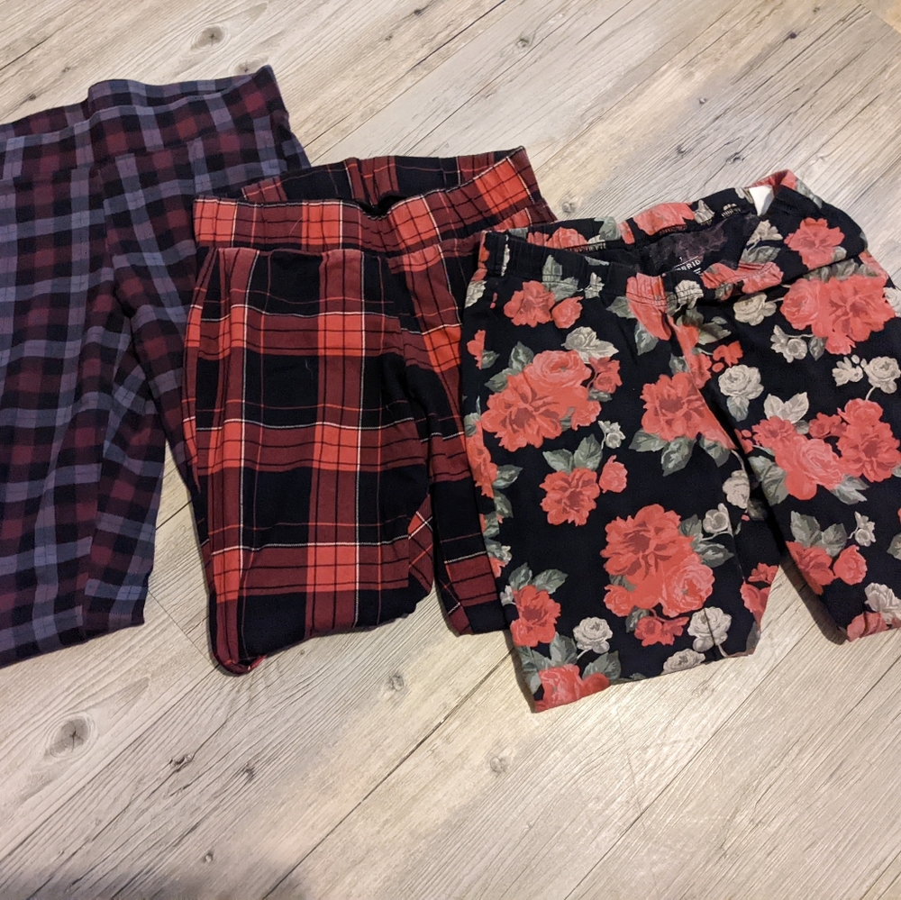 THREE Size 0 Torrid Leggings